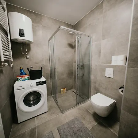 Lago Apartment 公寓